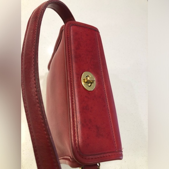 Vintage Coach Hard To Find Red Leather Geometric Bag #9043 Handbag With Hangtag - Picture 6 of 16
